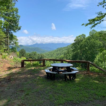 Hideaway At Harvest Moon Pension Sylva Buitenkant foto