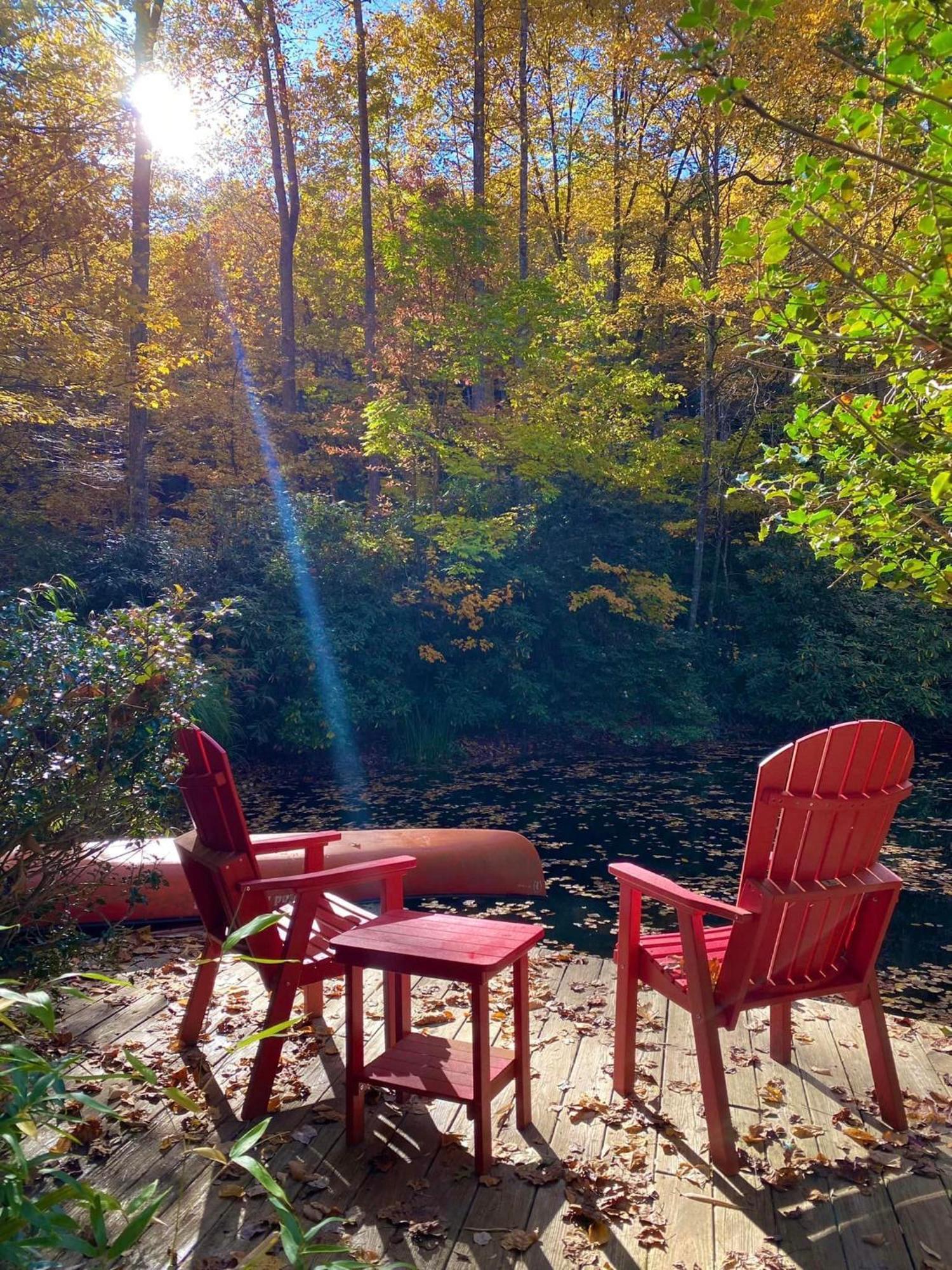 Hideaway At Harvest Moon Pension Sylva Buitenkant foto